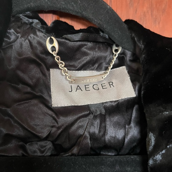 Black Silky Coat Jaeger Limited Edition - Picture 13 of 17